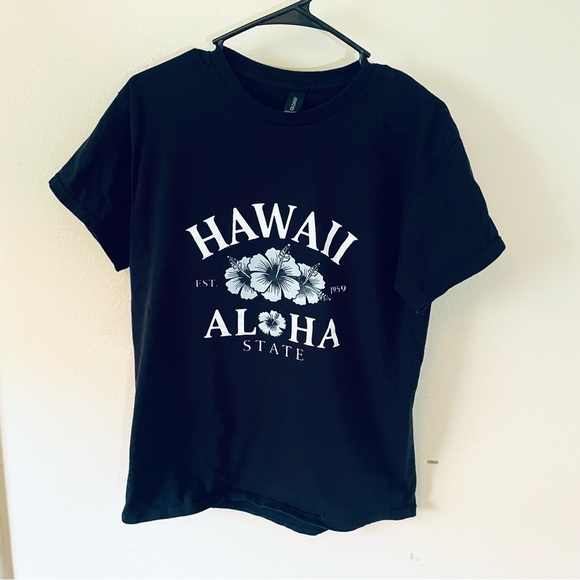 Lot of 2 Hawaii Aloha T-Shirts – Size M – 100% Cotton - Picture 6 of 8